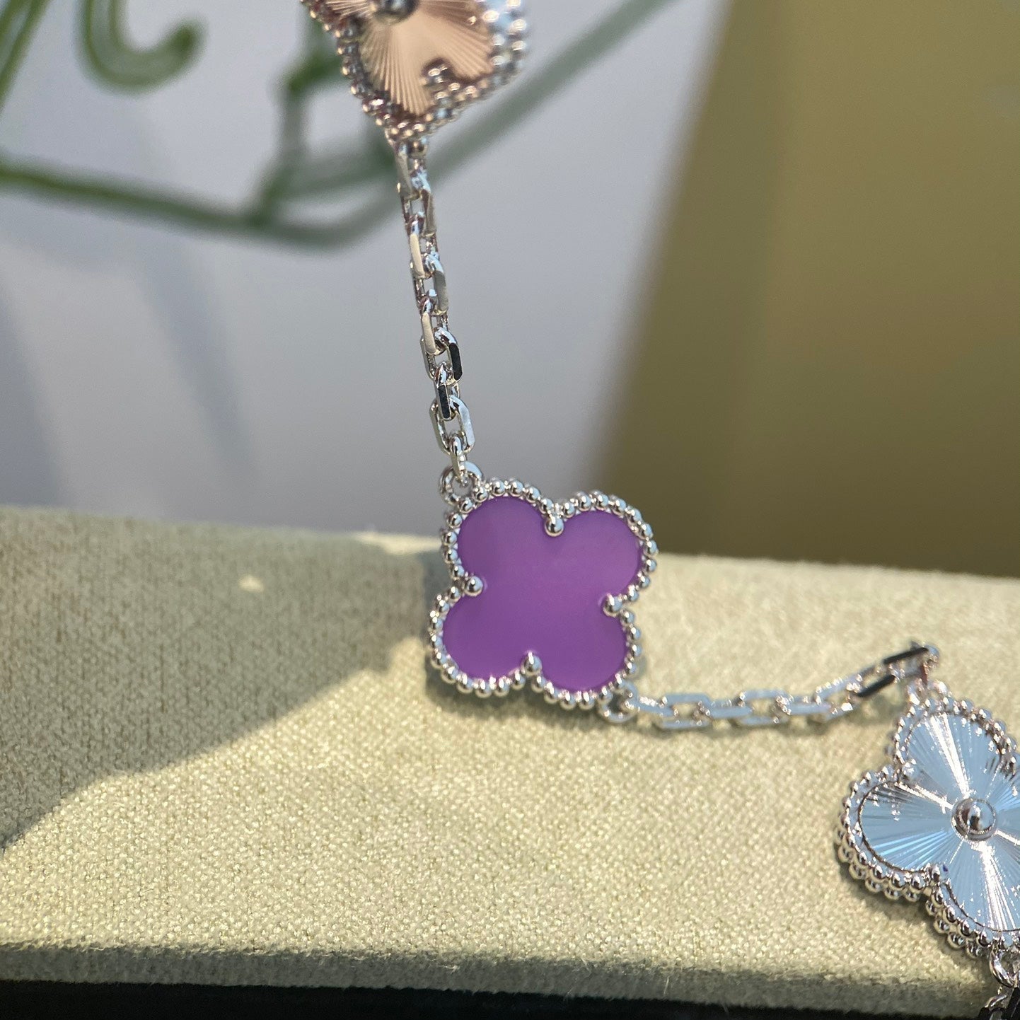 [Clover Jewelery]CLOVER  5 MOTIFS  PURPLE VIOLET BRACELET SILVER