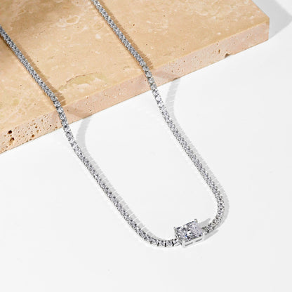 [Clover Jewelery]2.0 carat Ornate Emerald Cut Necklace