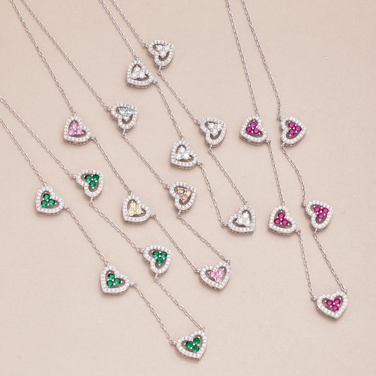 [Clover Jewelery]Sparkling Five Heart Necklace