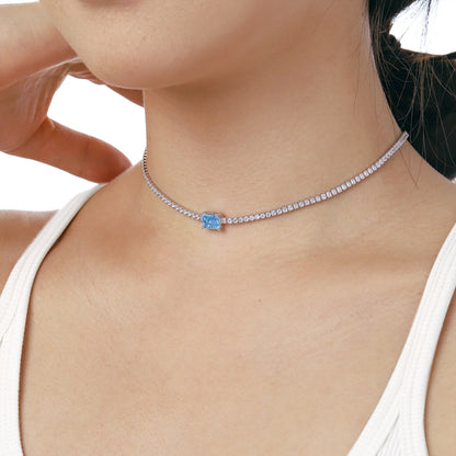 [Clover Jewelery]2.0 carat Ornate Emerald Cut Necklace