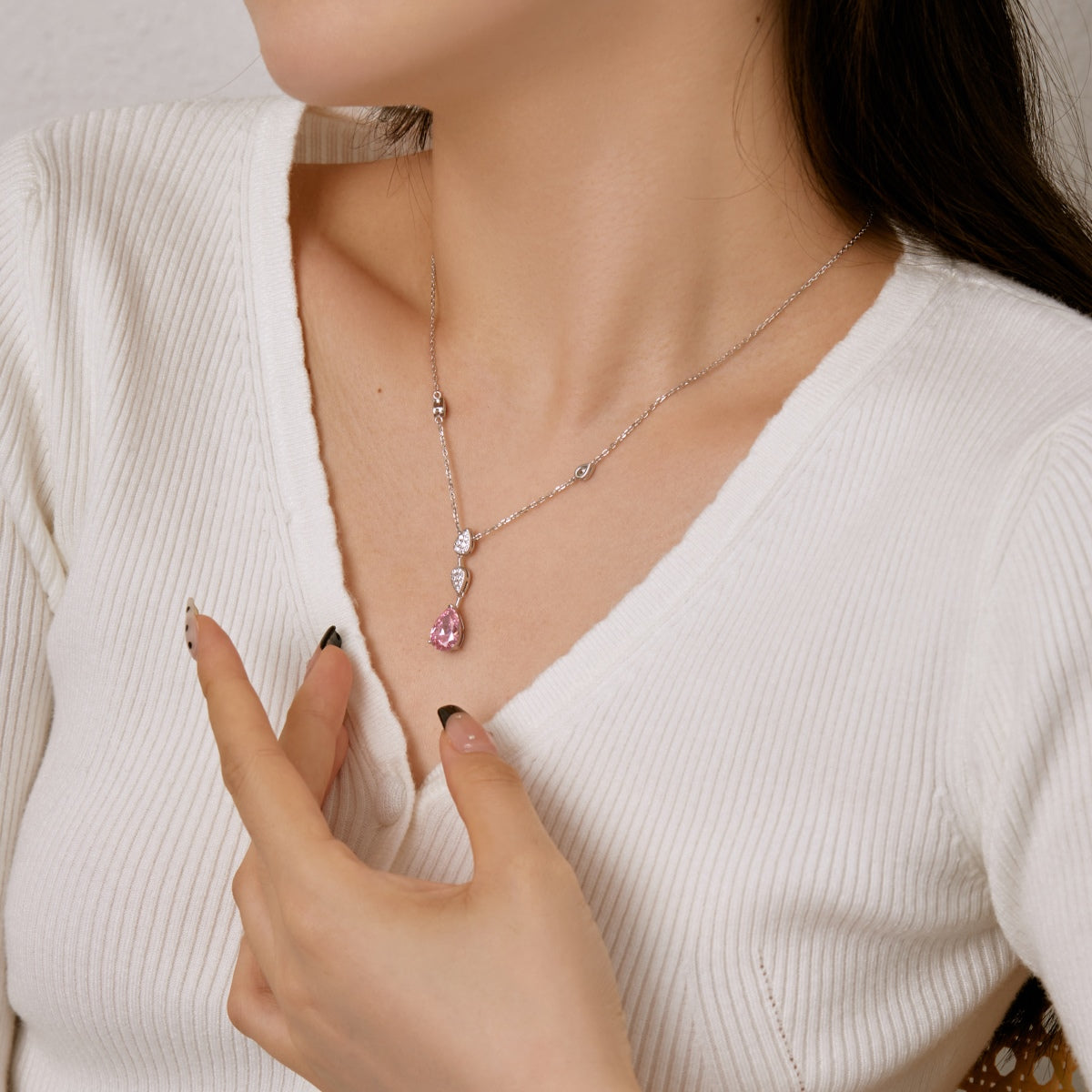 [Clover Jewelery]Dazzling Pear Cut Necklace