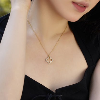 [Clover Jewelery]Four-Leaf Clover Hollow Design Exquisite Necklace