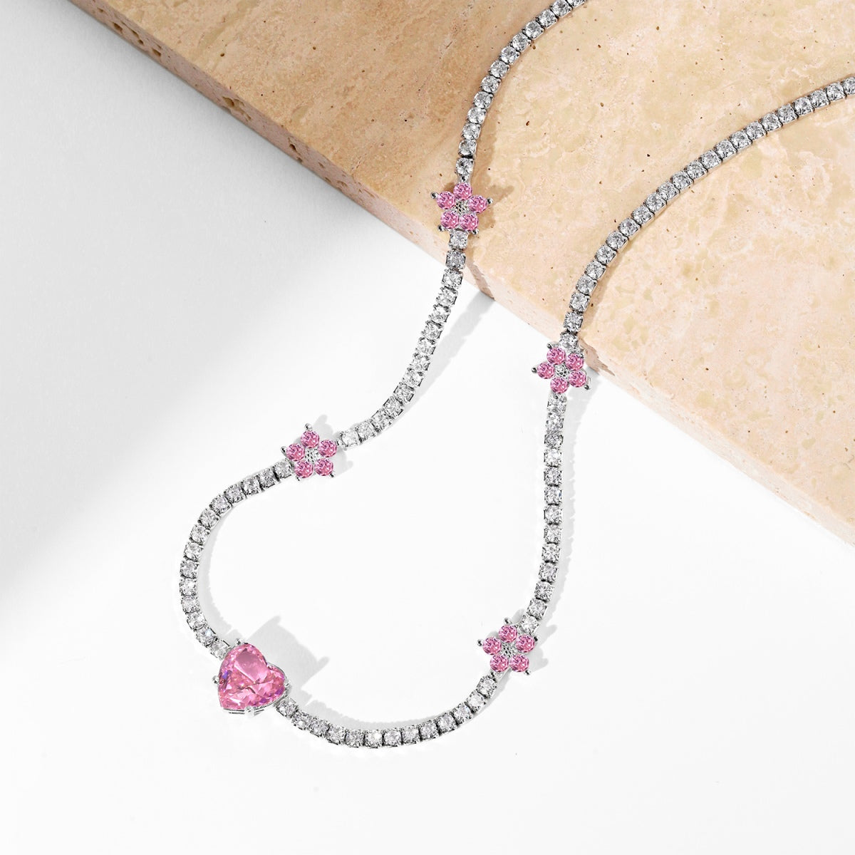 [Clover Jewelery]Dazzling Pink Heart Flower Necklace