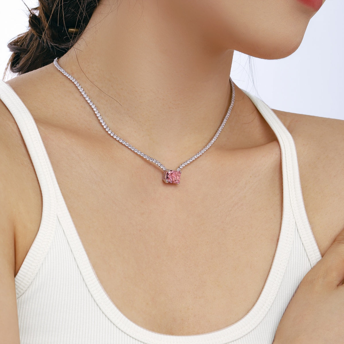 [Clover Jewelery]4.0 Carat Elegant Radiant Cut Necklace