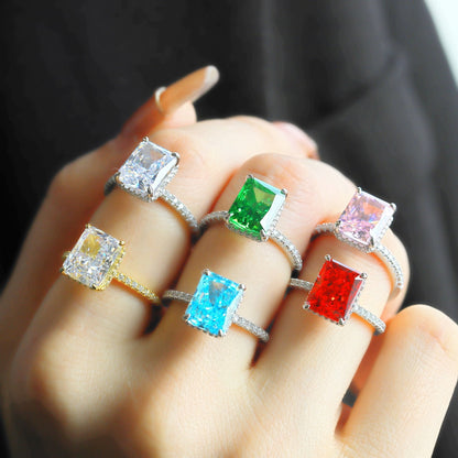 [Clover Jewelery]4.0 Carat Luxurious Engagement Ring