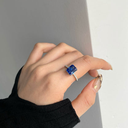 [Clover Jewelery]4.0 Carat Luxurious Engagement Ring