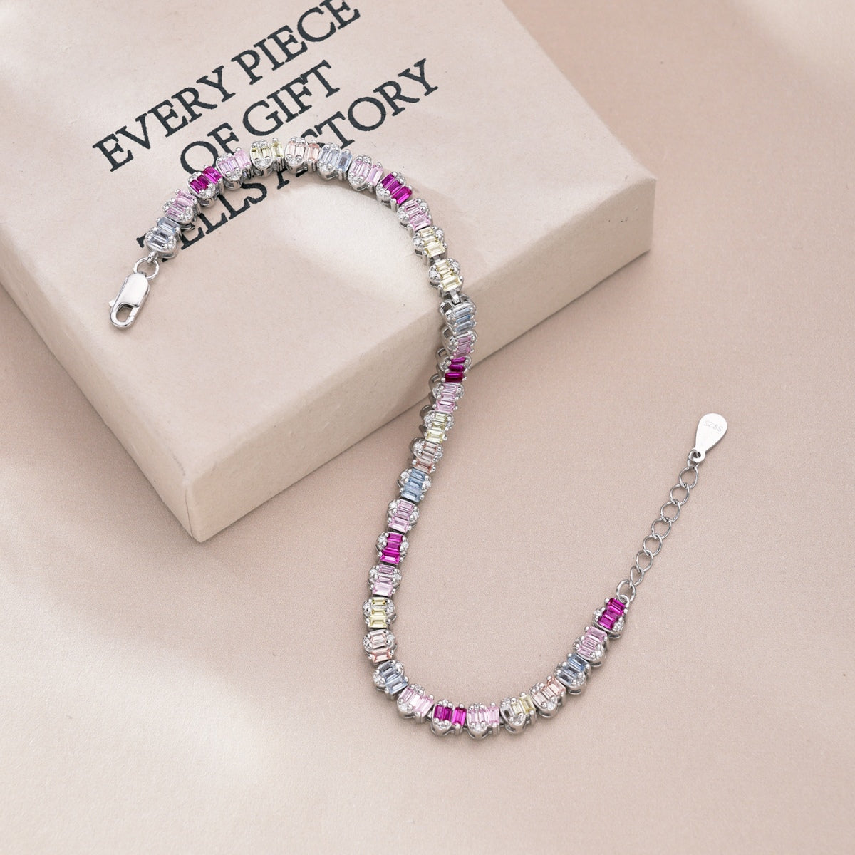 [Clover Jewelery]Delicate Colorful Emerald Cut Party Bracelet