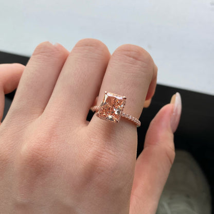 [Clover Jewelery]4.0 Carat Luxurious Engagement Ring