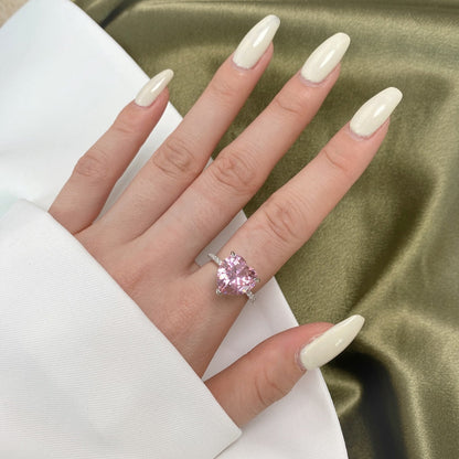 [Clover Jewelery]6.0 Carat Luxurious Sparkling Romantic Heart Cut Lover Ring