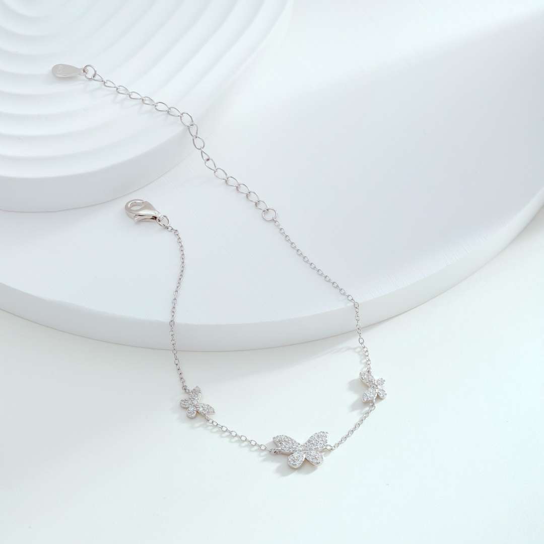 [Clover Jewelery]Delicate Butterfly Pendant Bracelet