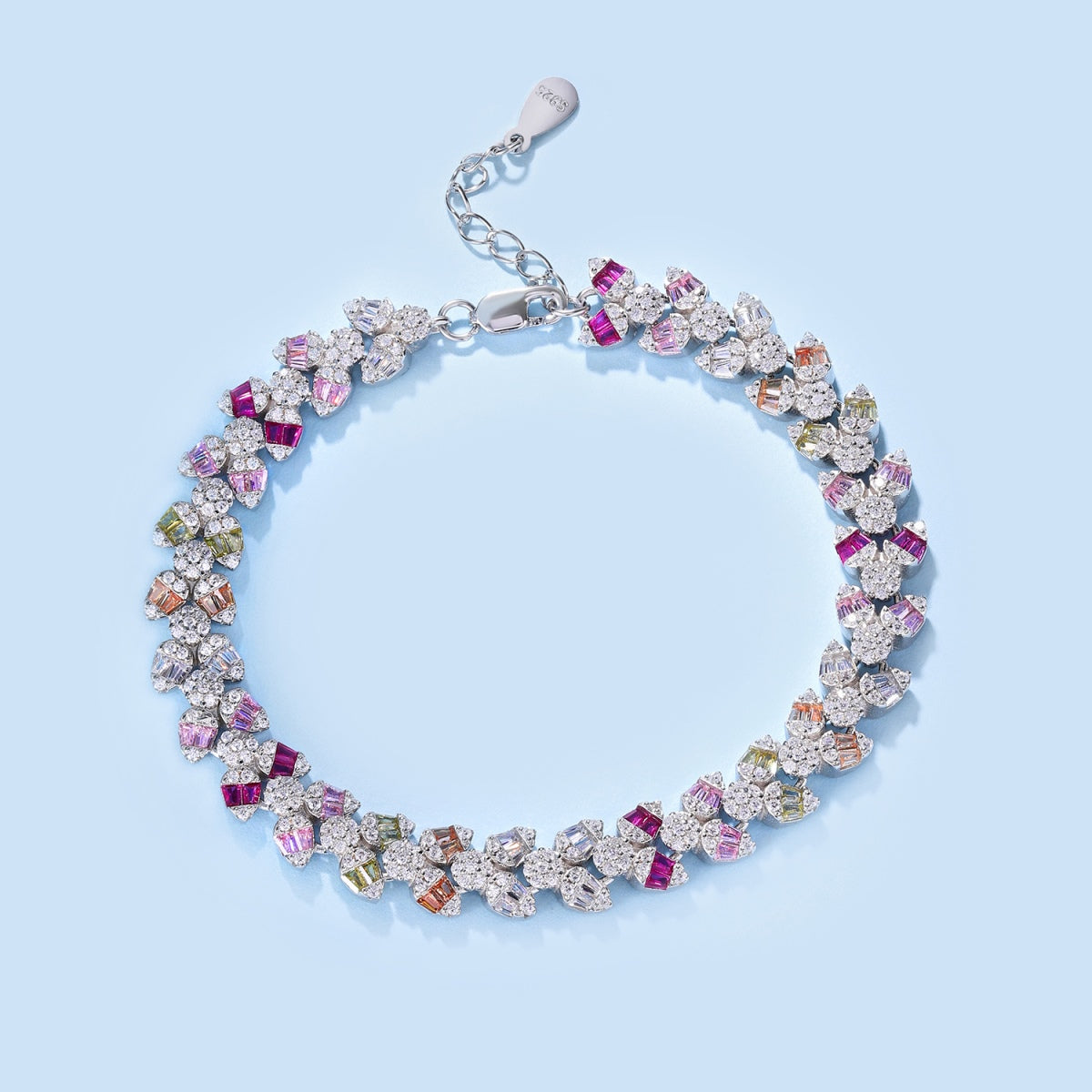 [Clover Jewelery]Dainty Exquisite Flower Shape Daily Bracelet