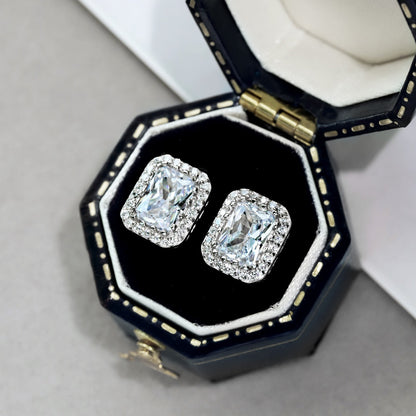 [Clover Jewelery]1.0 Carat Luxurious Dainty Emerald Cut Daily Earrings