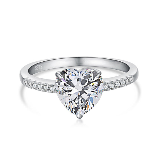 [Clover Jewelery]2.0 Carat Dazzling Lustrous Heart Cut Lover Ring