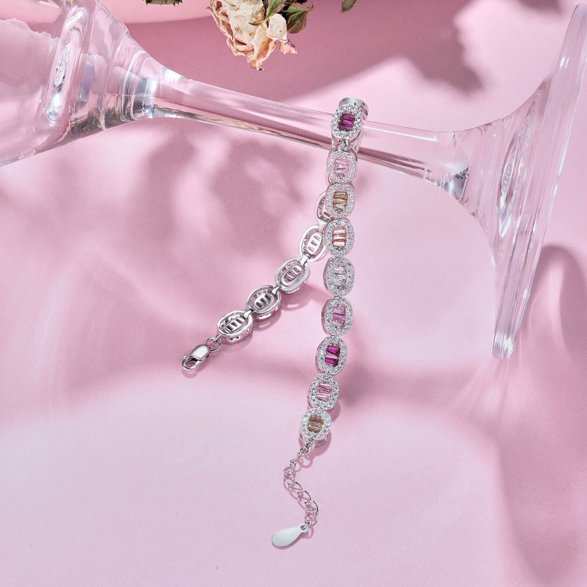 [Clover Jewelery]Exquisite Ornate Emerald Cut Daily Bracelet