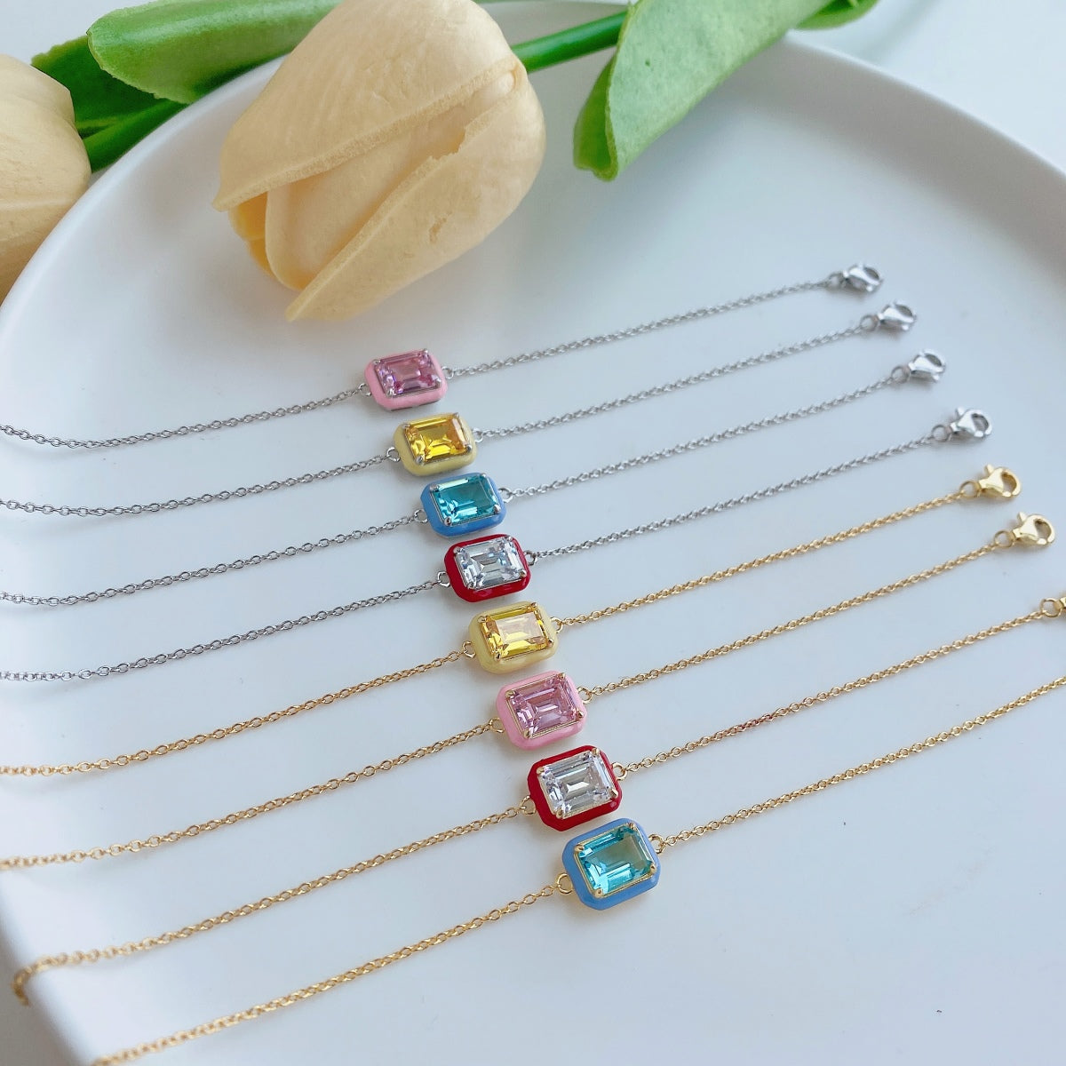 [Clover Jewelery]2.0 Carat Sparkling Colorful Emerald Cut Daily Bracelet