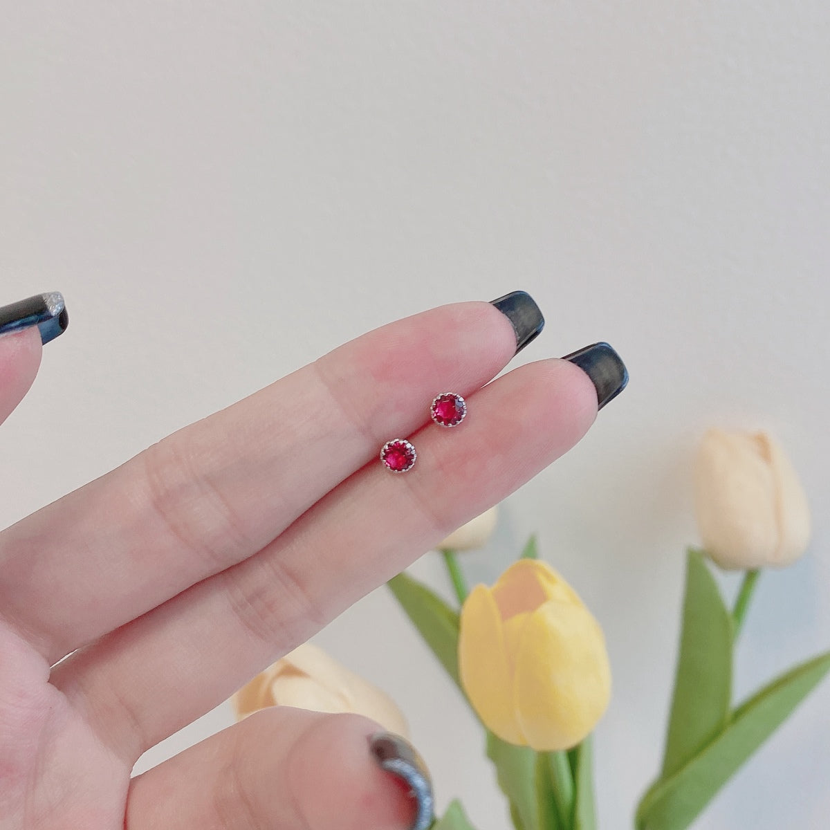 [Clover Jewelery]Sparkling Colorful Round Shape Earrings