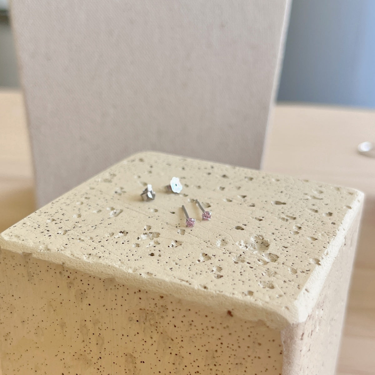 [Clover Jewelery]Delicate Solitaire Earrings