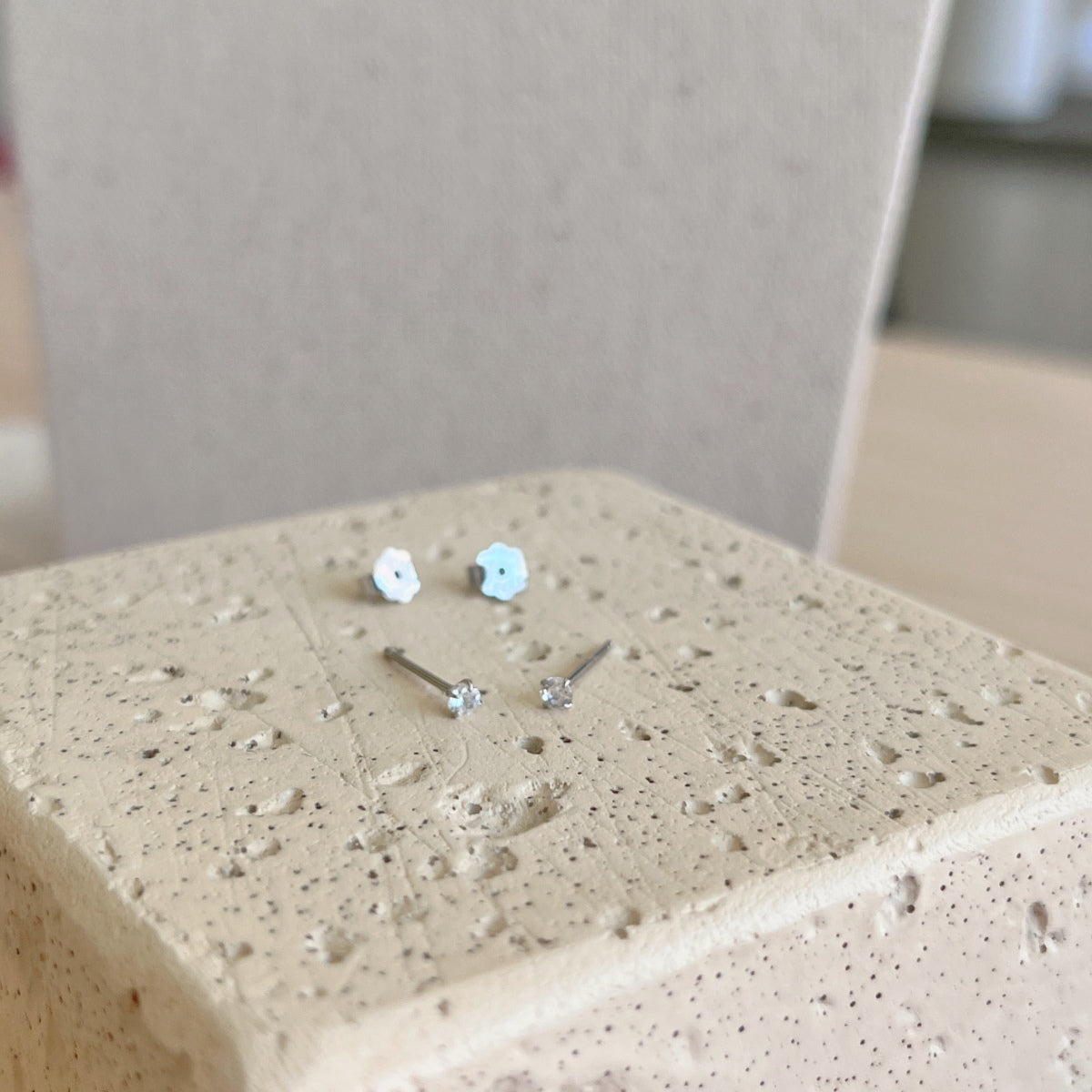 [Clover Jewelery]Delicate Solitaire Earrings