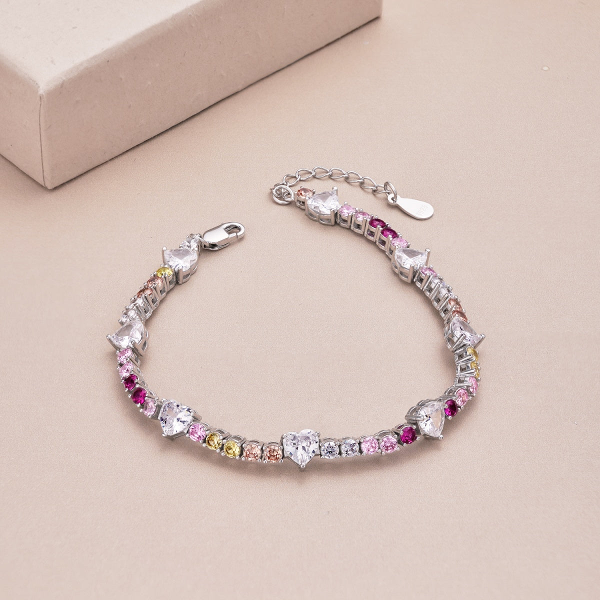 [Clover Jewelery]Romantic Heart Shape Round Cut Lover Bracelet