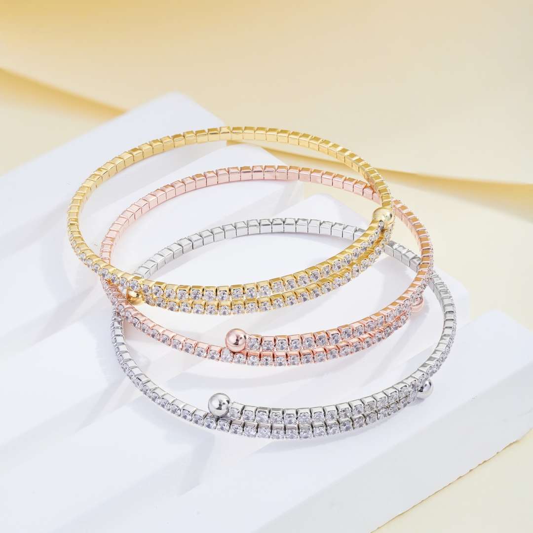 [Clover Jewelery]Row of Diamonds Round Fashion Bracelet
