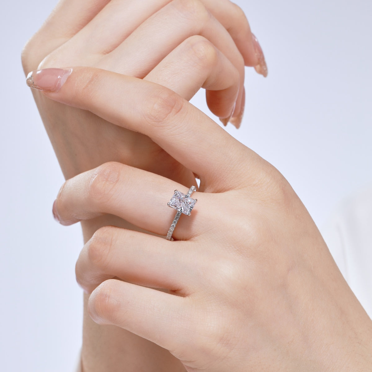 [Clover Jewelery]2.0 Carat Dazzling Sparkling Radiant Cut Party Ring