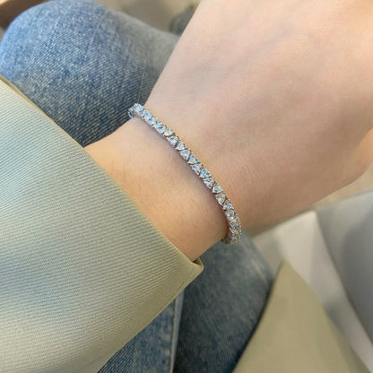 [Clover Jewelery]Dazzling Romantic Heart Shape Lover Bracelet