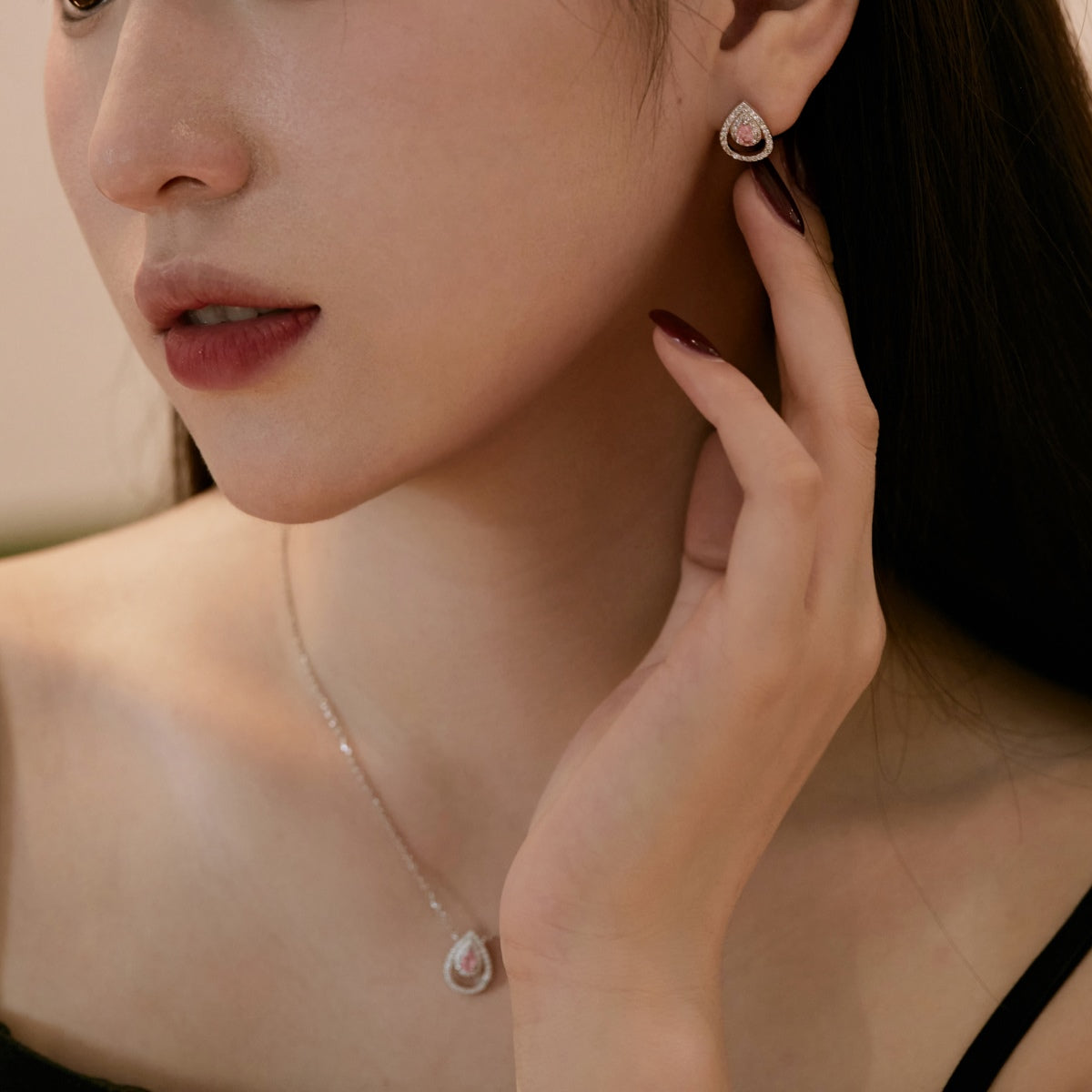 [Clover Jewelery]Sparkling Delicate Water Drop Shape Daily Earrings