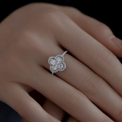 [Clover Jewelery]Luxurious Eternity Flower Shape Banquet Ring