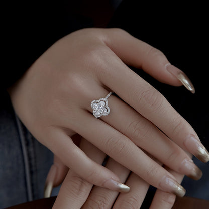 [Clover Jewelery]Luxurious Eternity Flower Shape Banquet Ring