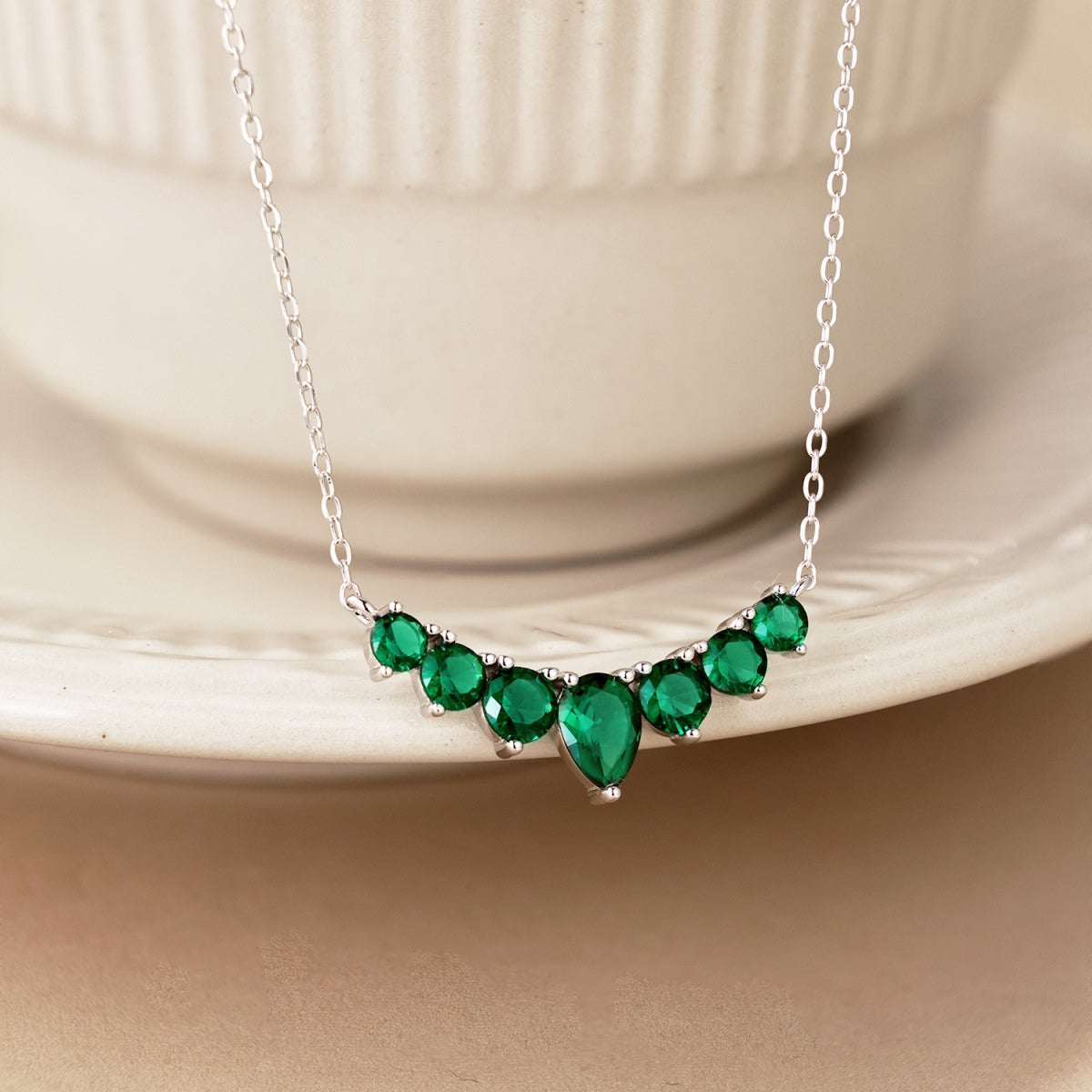 [Clover Jewelery]Dainty Colorful Heart Necklace