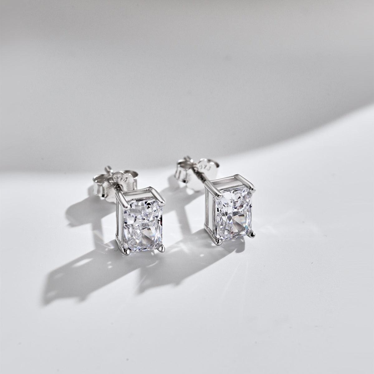 [Clover Jewelery]Radiant Luxurious Princess Cut Daily Earrings
