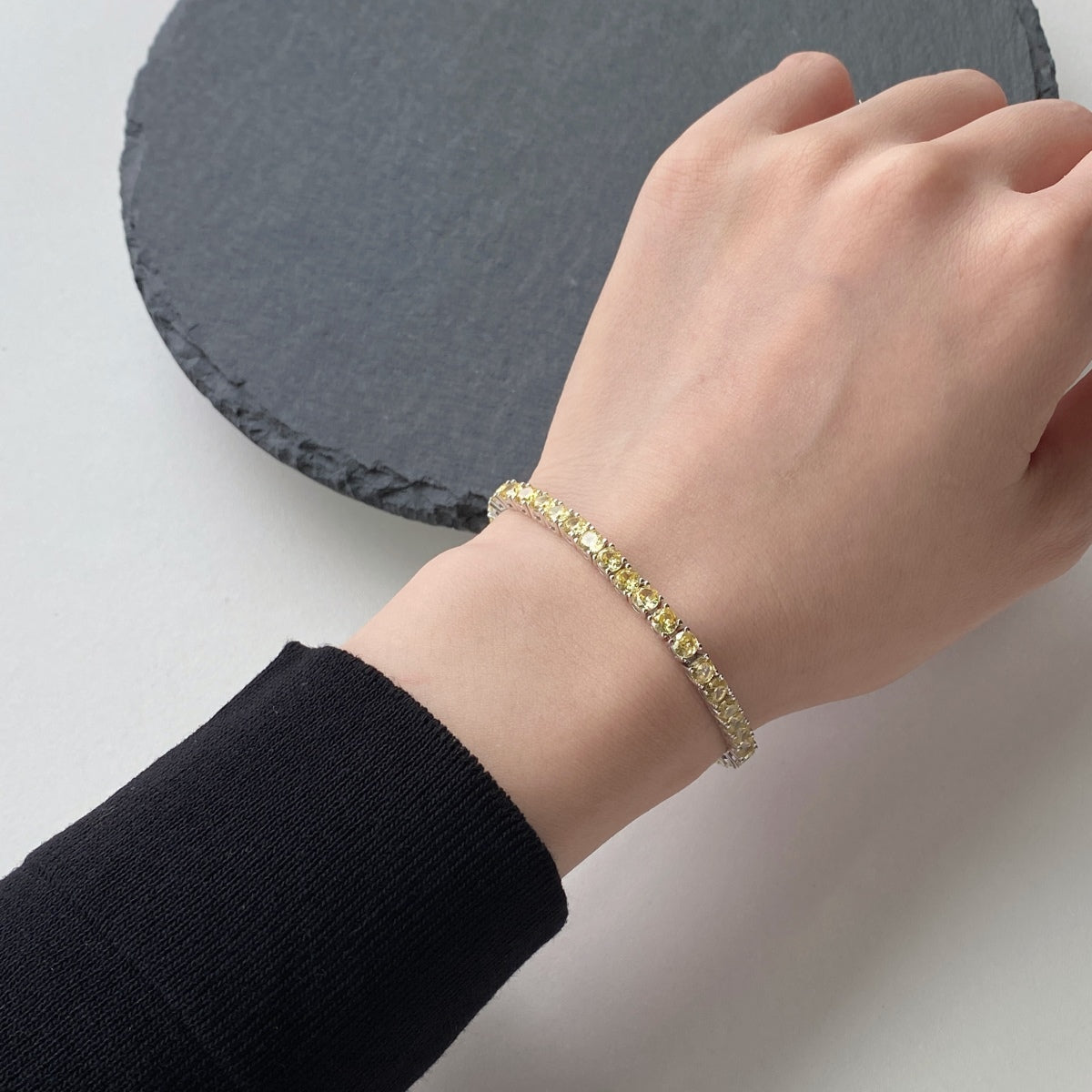 [Clover Jewelery]Ornate Dazzling Round Cut Tennis Bracelet