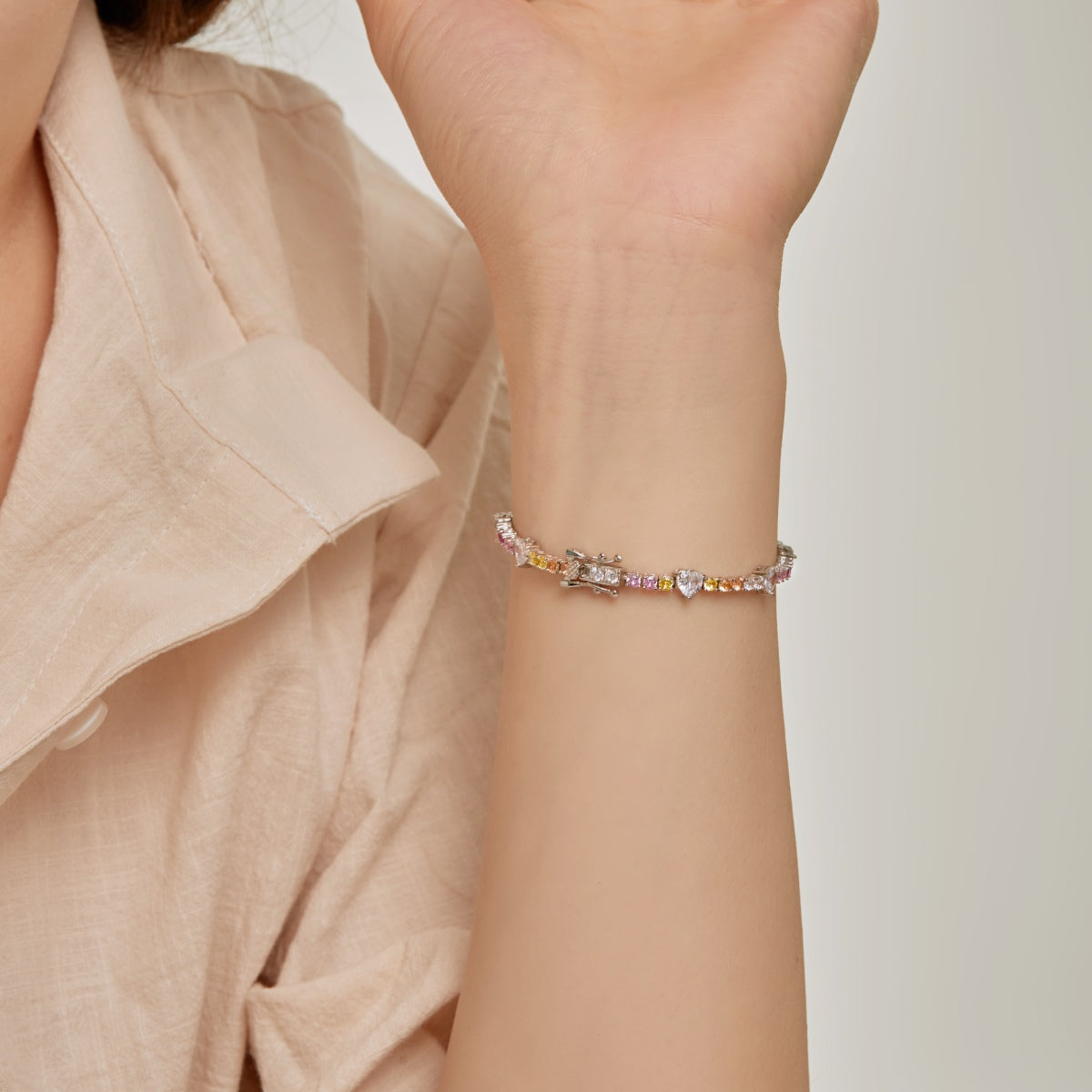 [Clover Jewelery]Romantic Heart Shape Round Cut Lover Bracelet