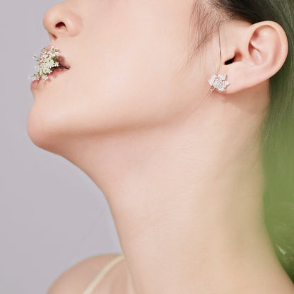 [Clover Jewelery]Exquisite Maple Leaf Design Earrings