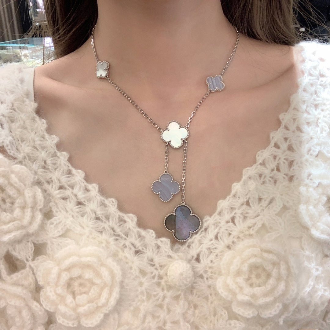 [Clover Jewelery]CLOVER MOP CHALCEDONY NECKLACE SILVER 6 MOTIF