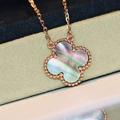 [Clover Jewelery]CLOVER 15MM  GRAY MOTHER OF PEARL NECKLACE
