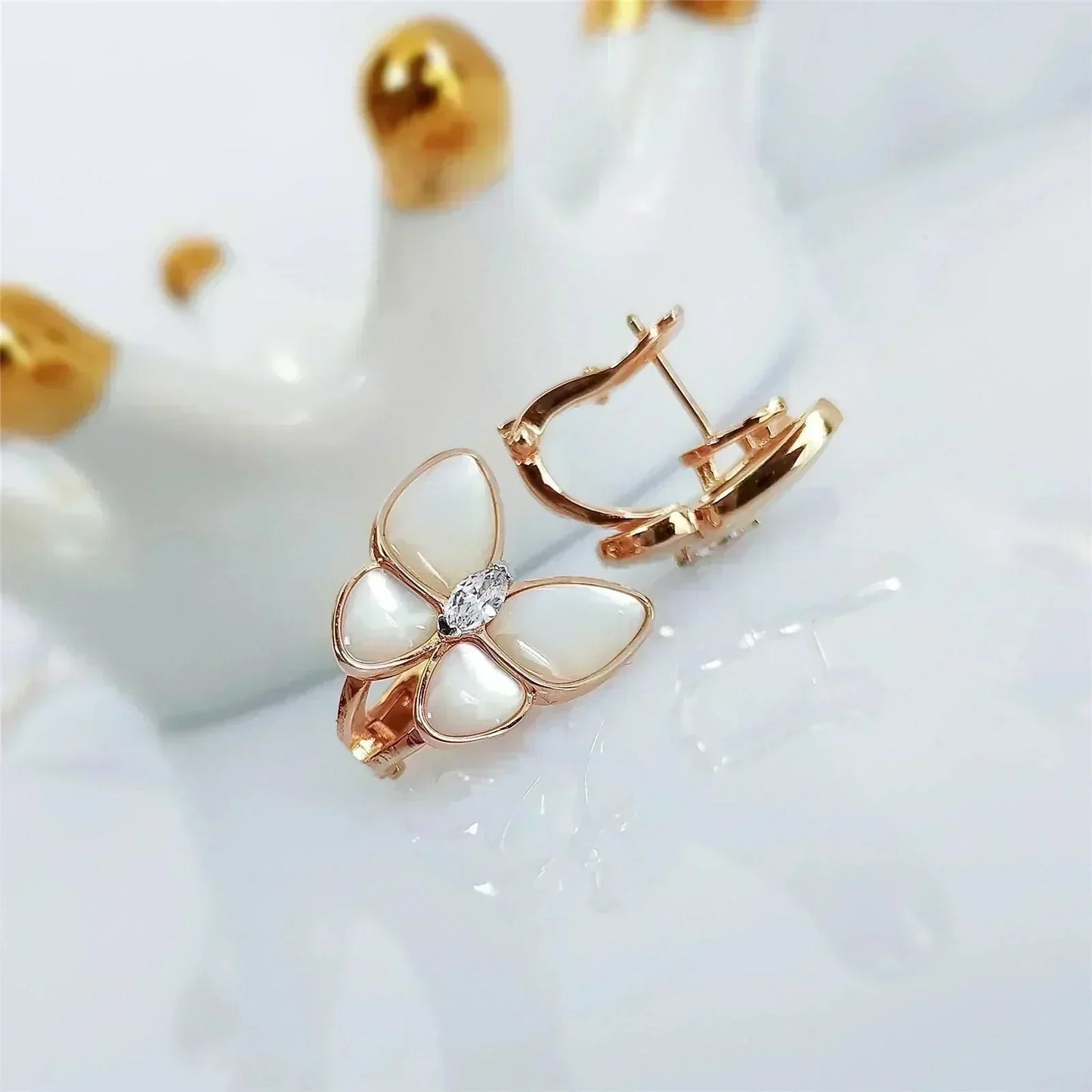 [Clover Jewelery]BUTTERFLY MOP DIAMOND EARRINGS