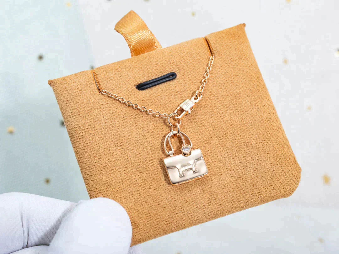 [Clover Jewelery]AMULETTE PEDANT ROSE GOLD NECKLACE
