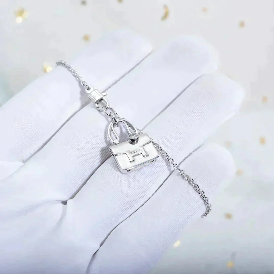 [Clover Jewelery]AMULETTE PEDANT SILVER NECKLACE