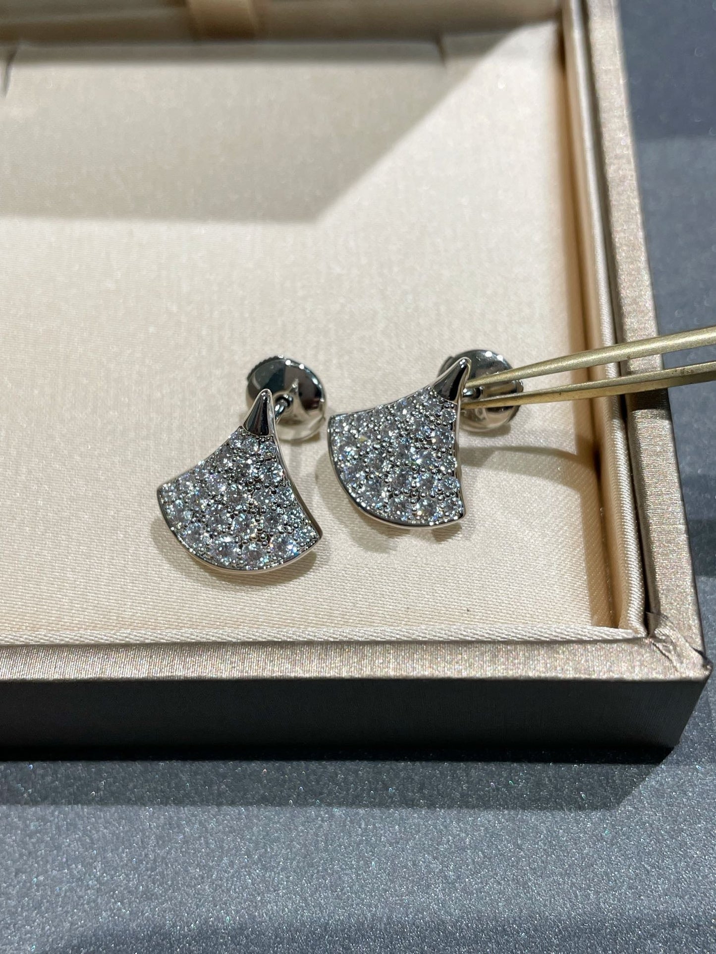 [Clover Jewelery]DREAM STUD EARRINGS DIAMOND