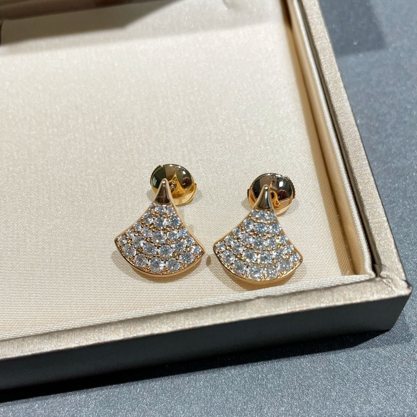 [Clover Jewelery]DREAM STUD EARRINGS DIAMOND