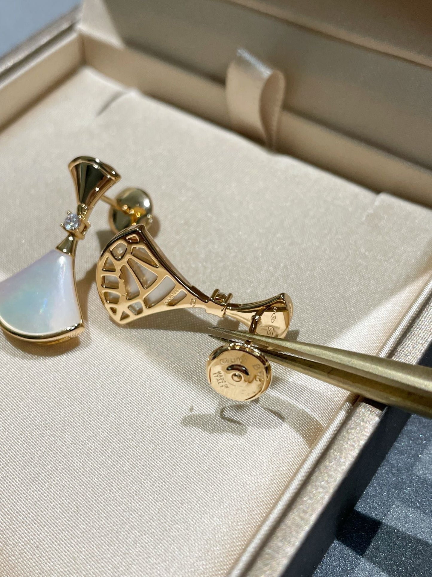 [Clover Jewelery]DREAM MOP 1 DIAMOND EARRINGS