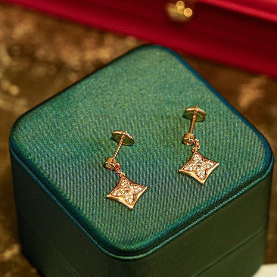 [Clover Jewelery]STAR DIAMONDS EARRINGS GOLD