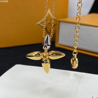 [Clover Jewelery]LOUISETTE PEDANT GOLD NECKLACE