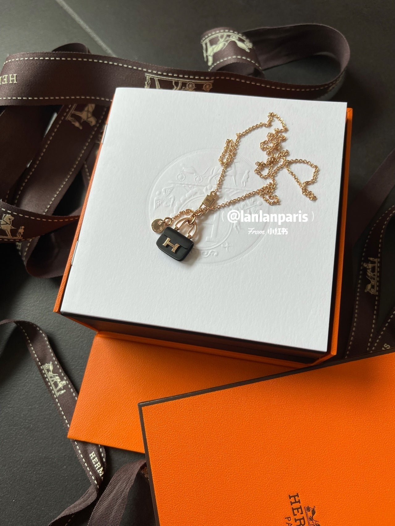 [Clover Jewelery]CONSTANCE BLACK PEDANT PINK GOLD NECKLACE