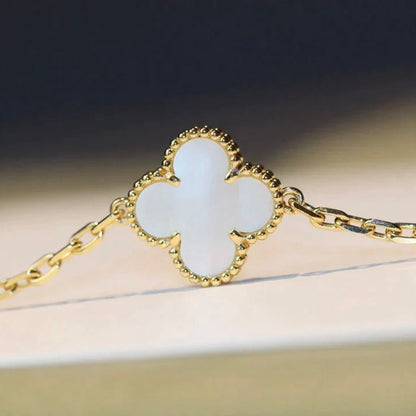 [Clover Jewelery]CLOVER 20 MOTIFS WHITE MOP NECKLACE