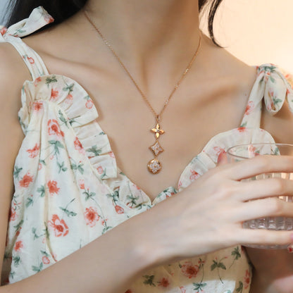 [Clover Jewelery]STAR AND SUN DIAMOND PINK GOLD NECKLACE