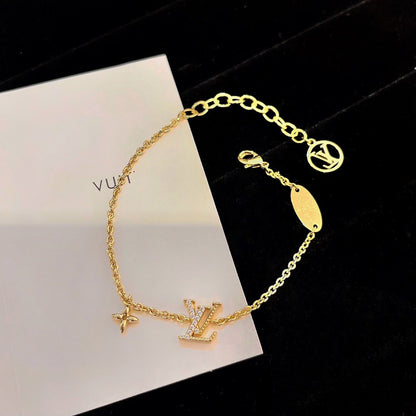 [Clover Jewelery]LOGO STAR MOTIF GOLD BRACELET