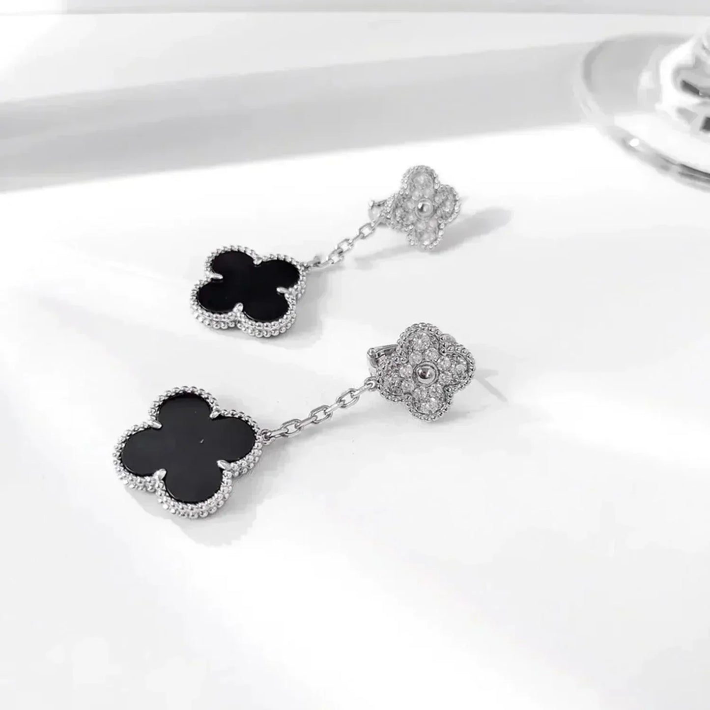 [Clover Jewelery]CLOVER 2 MOTIFS  DIAMOND ONYX EARRINGS SILVER