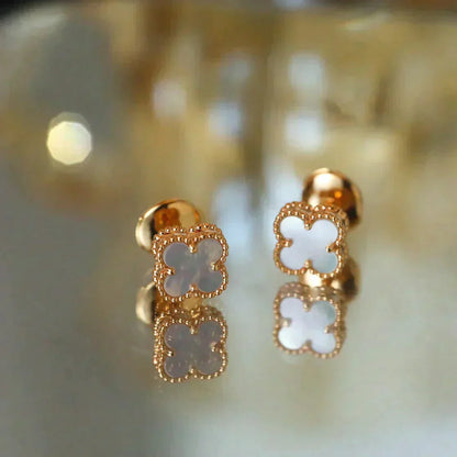 [Clover Jewelery]CLOVER MINI 9.5MM WHITE MOP EARRINGS